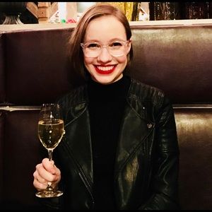 Meet your Posher, Victoria